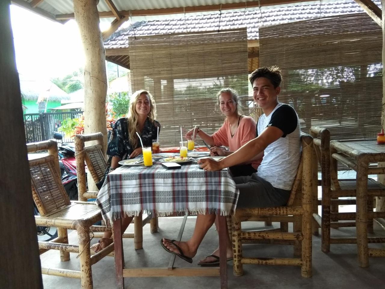 Kuta Bay Homestay Экстерьер фото