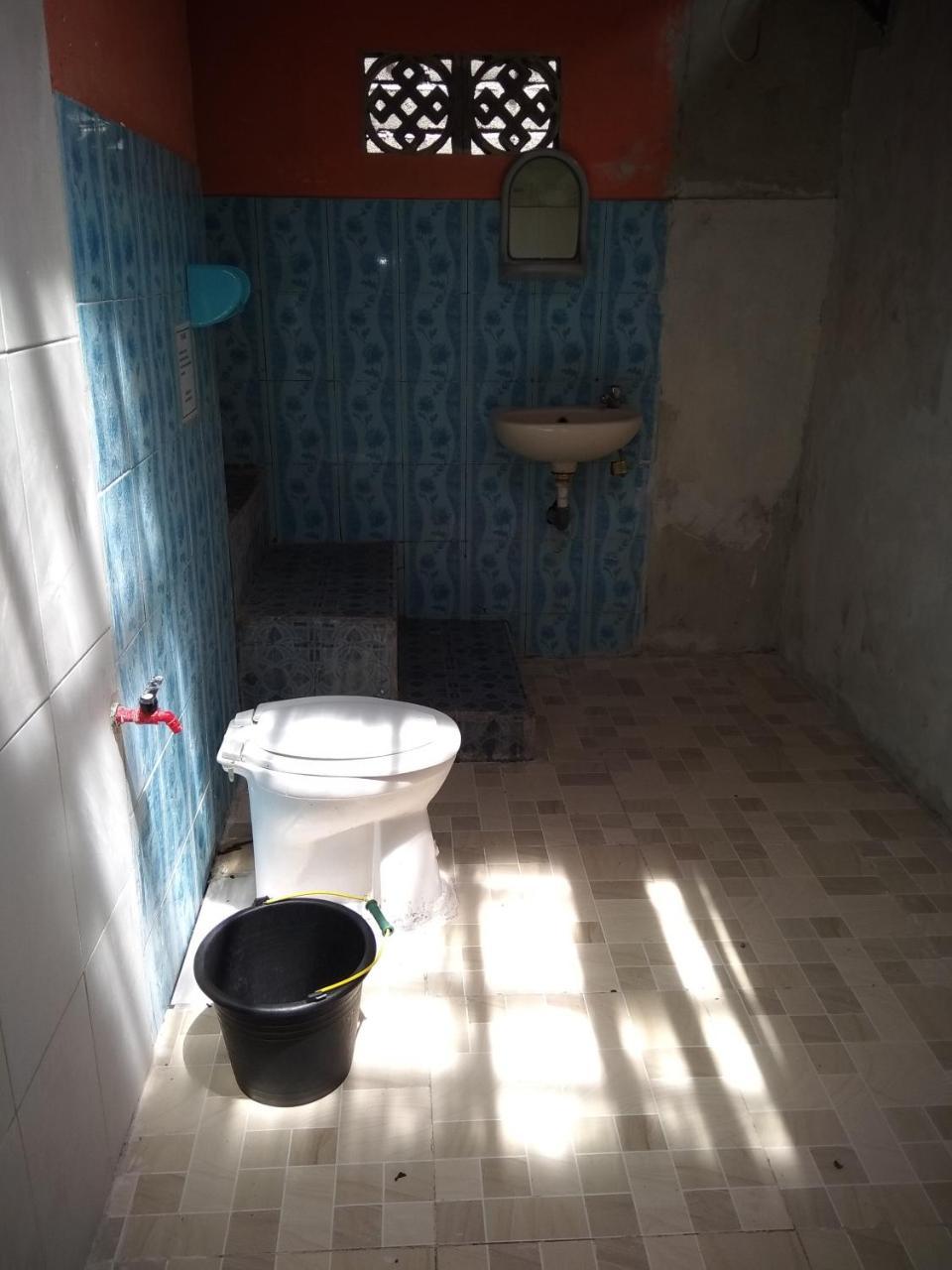 Kuta Bay Homestay Экстерьер фото
